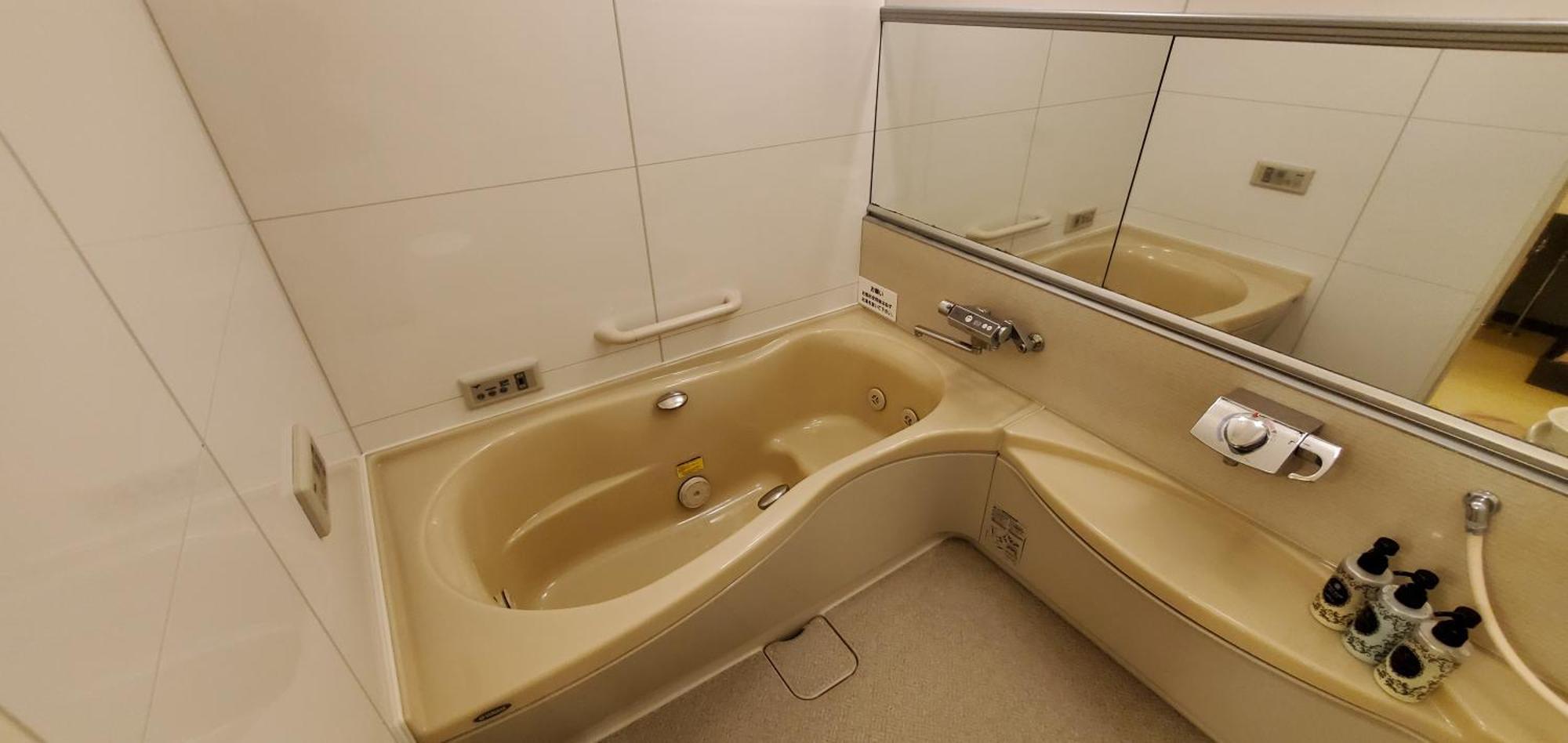 Hotel Golf Tsunashima (Adults Only) Yokohama  Ngoại thất bức ảnh